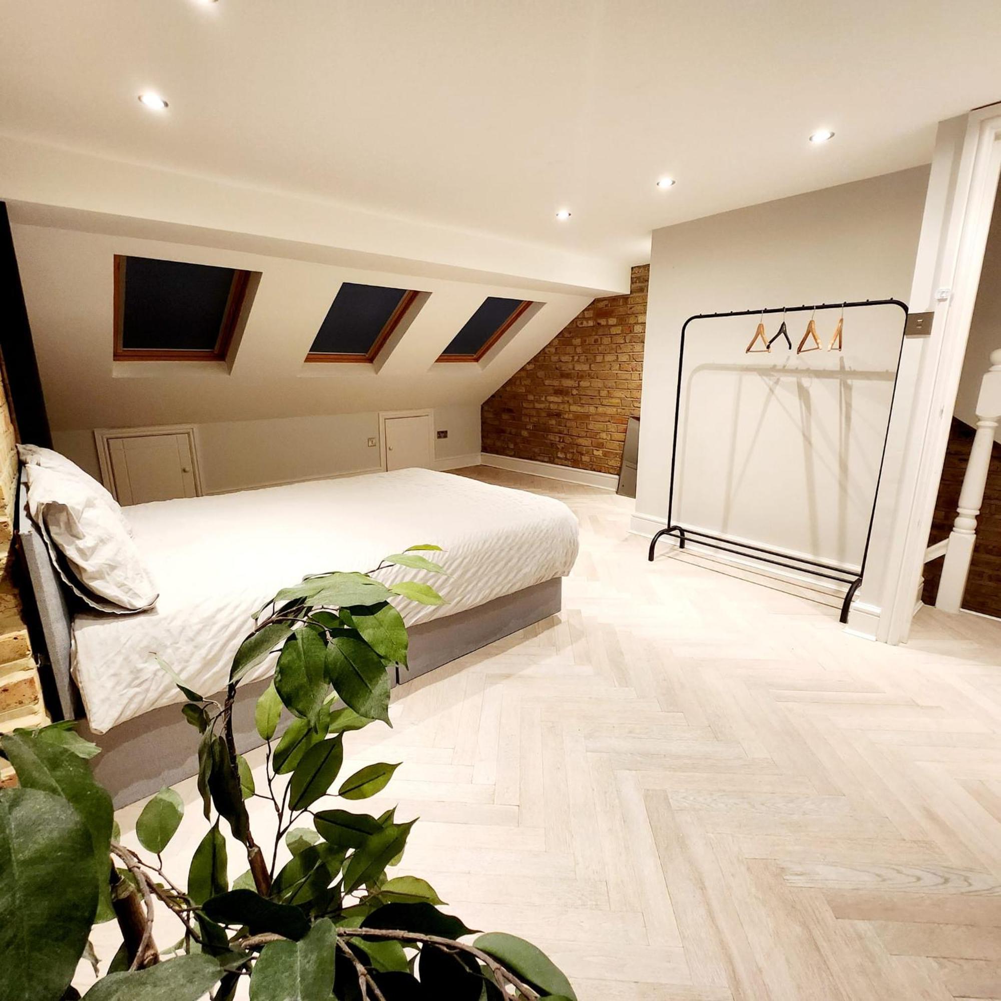 Contemporary 3 Bed House With Spacious Garden Close To Stratford & Canary Wharf Londra Oda fotoğraf