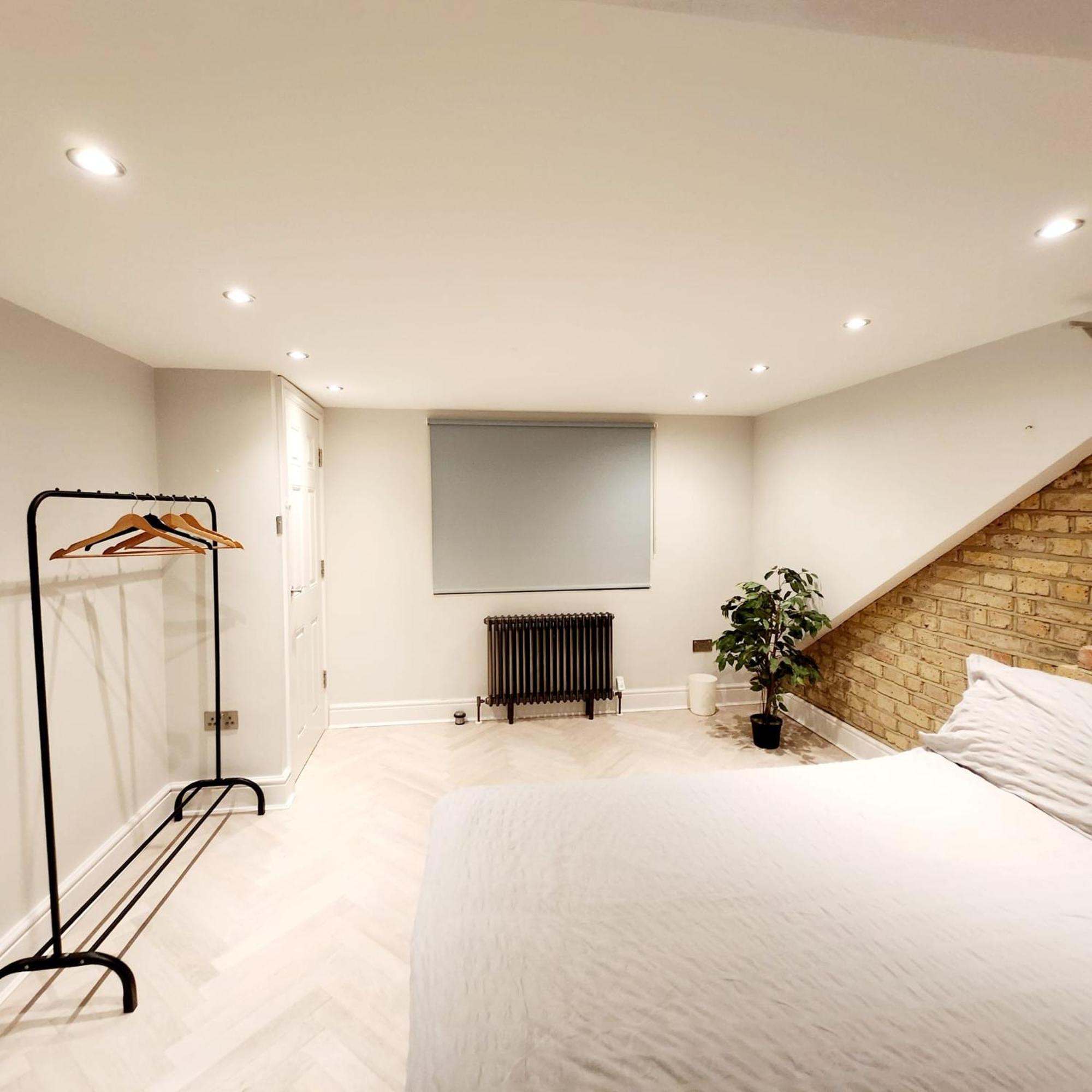 Contemporary 3 Bed House With Spacious Garden Close To Stratford & Canary Wharf Londra Oda fotoğraf